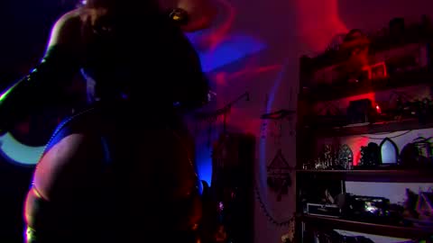 Snapshot of witch_fiona chatting on September 18, 8:18 pm Goddess of two strapons  - Mr. long Don Mr. Pinky online show from September 18, 8:18 pm