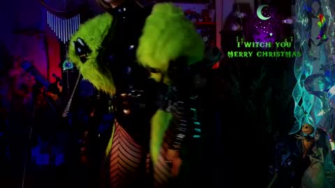 Snapshot of witch_fiona chatting on December 21, 8:00 pm Goddess of two strapons  - Mr. long Don Mr. Pinky online show from December 21, 8:00 pm