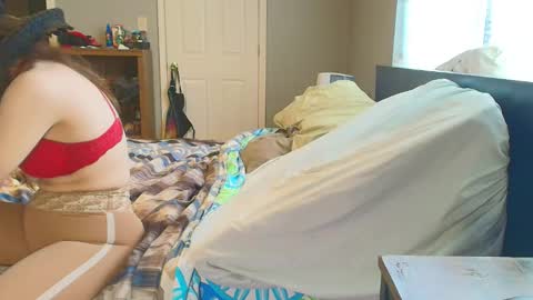 witchbitchmommy online show from March 9, 6:11 pm