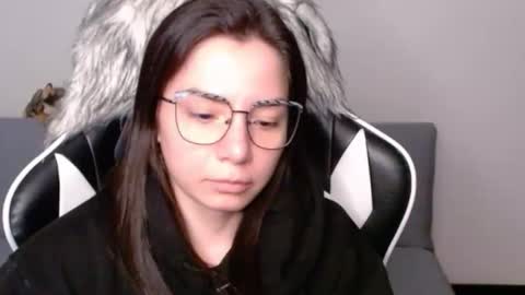 Alex online show from February 25, 2:21 am