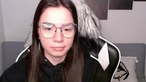 Alex online show from October 27, 2:29 am