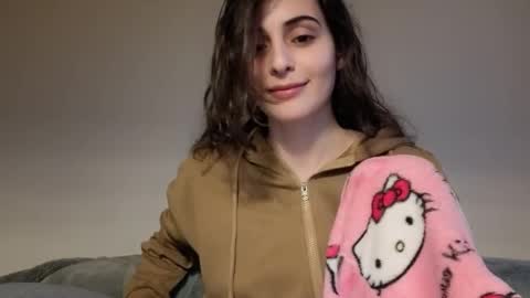 Stia online show from March 10, 3:05 pm