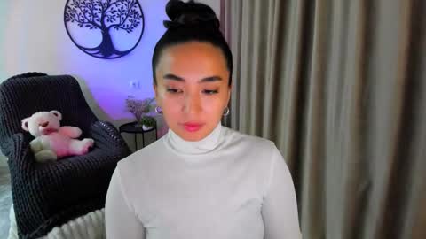 dudetta Kim online show from November 12, 5:44 pm