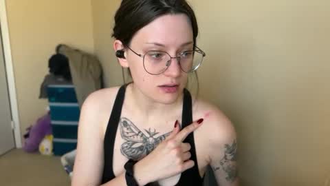 Lucina online show from February 28, 7:35 pm