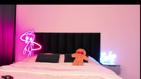 Emi online show from January 18, 4:04 am