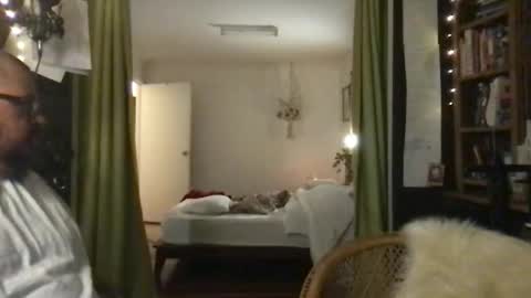 Cute Newb X online show from September 16, 12:35 pm