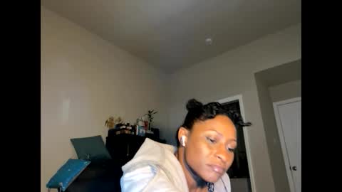 Wynter Heat online show from December 18, 6:45 pm