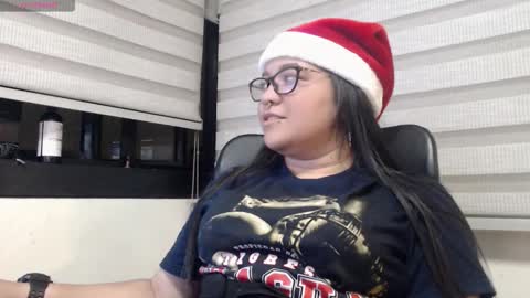 xander_taylor_ online show from December 19, 6:38 am