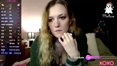EllieeRose online show from December 1, 11:14 am