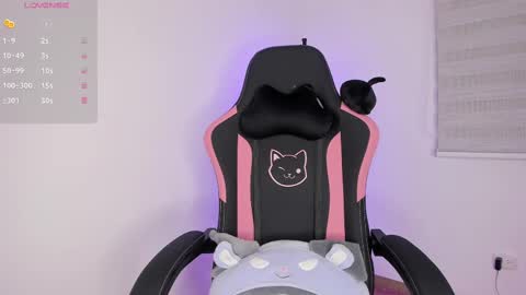 Snapshot of xemily_hardy chatting on February 26, 2:08 am Kanae. online show from February 26, 2:08 am