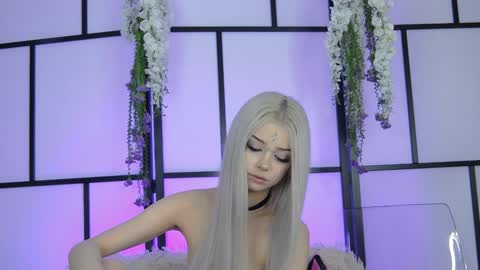 Xenomy online show from December 18, 8:30 am