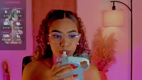 camila online show from March 12, 8:52 pm