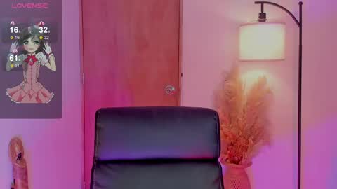 camila online show from December 28, 10:23 pm