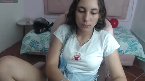 lunna online show from February 14, 8:37 pm