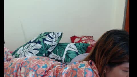 merayel online show from February 8, 2:43 pm