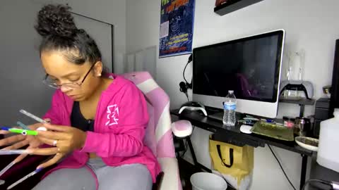 xStarGazingx online show from September 20, 7:39 am