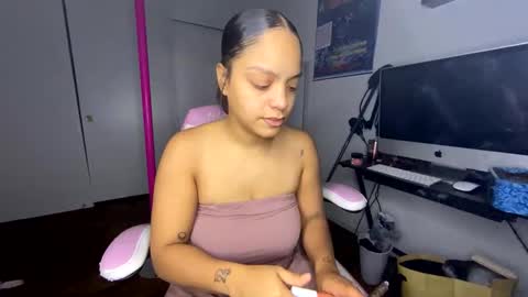 xStarGazingx online show from October 4, 4:40 am