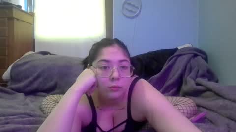xxemo baddiexx online show from February 21, 2:38 pm