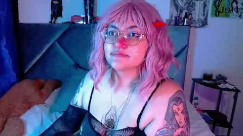 xxgreengoodxx online show from November 29, 11:42 pm