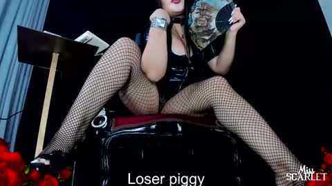 Mistress Scarlet Igmiss scarlet978 online show from October 29, 4:06 am
