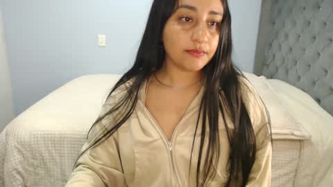 Lunhaa   online show from October 1, 9:47 am