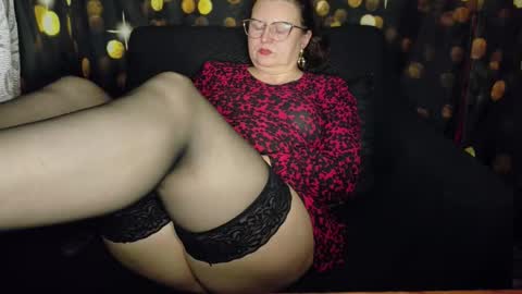 Anika online show from November 26, 5:14 pm