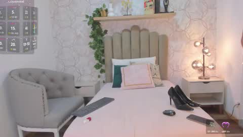 Yara online show from October 9, 8:24 pm