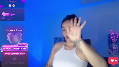 Snapshot of yeliana_sexy chatting on January 26, 8:36 am Valery  online show from January 26, 8:36 am