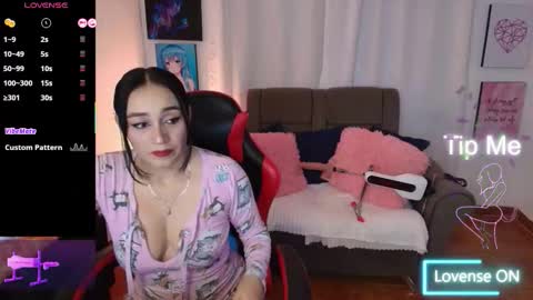 Snapshot of yeliana_sexy chatting on September 19, 7:51 am Valery  online show from September 19, 7:51 am