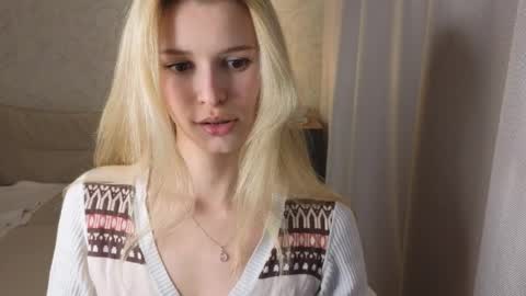 Yenna online show from April 3, 4:38 pm