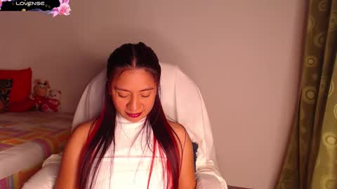 Yesi online show from September 15, 4:04 pm