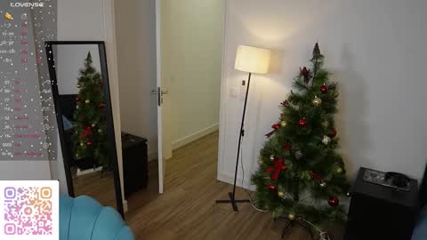 Kiki online show from December 5, 10:38 am