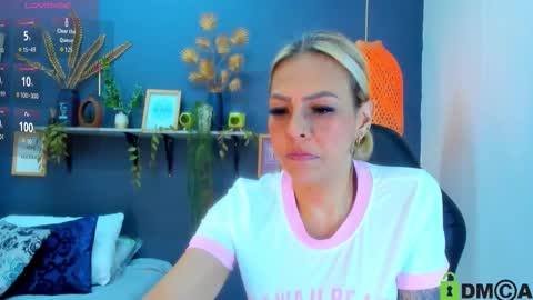 yessika_parker online show from November 19, 2:22 am