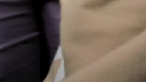 roxie reyes  online show from December 22, 11:35 am