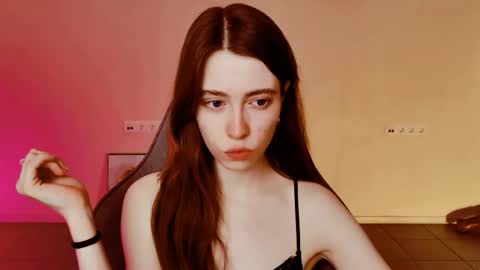 yoka_paradoxxx online show from February 19, 9:20 am