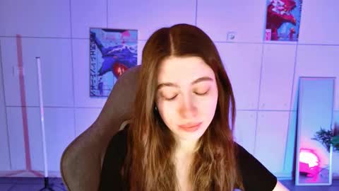 yoka_paradoxxx online show from March 10, 9:46 am