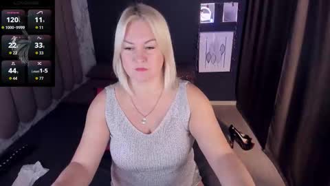 Snapshot of yolanda_kiss chatting on October 23, 4:51 am Yolanda online show from October 23, 4:51 am