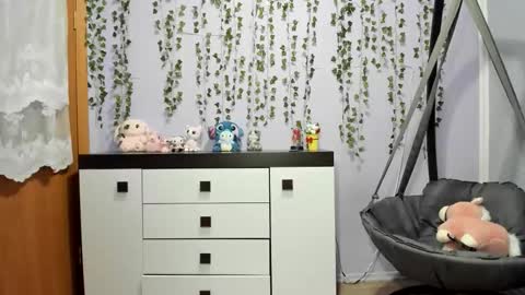 yoonhee_ki online show from March 10, 5:50 pm