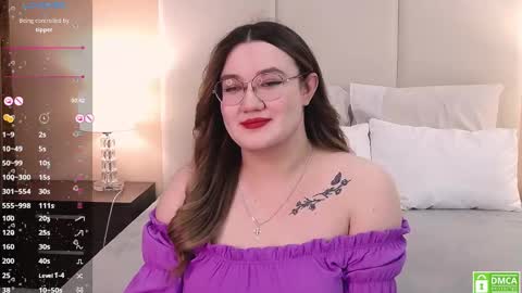 Nancy online show from January 30, 1:09 pm