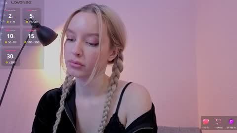 Olivia online show from October 22, 9:09 pm