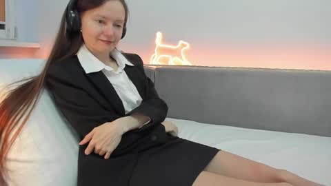 Your Librarian online show from February 2, 2:54 am