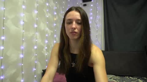 Meri  online show from March 29, 9:25 pm