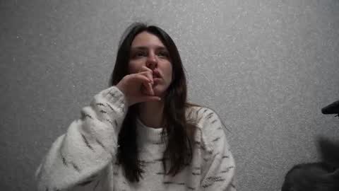 Meri  online show from February 9, 9:17 pm