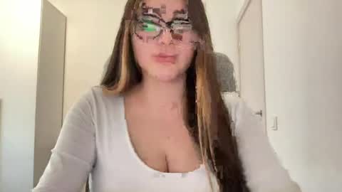 your_secret2000 online show from July 13, 5:35 pm