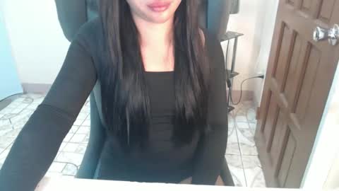 Snapshot of your_shy_deia chatting on October 15, 11:07 pm call me deia online show from October 15, 11:07 pm
