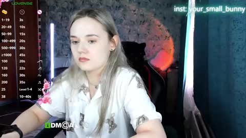 Molly online show from March 17, 5:44 am