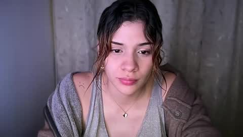 yourcutemolly__ online show from May 25, 5:06 am