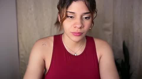 yourcutemolly__ online show from May 22, 4:10 am