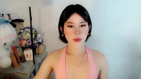 PrettyElla online show from November 12, 3:48 am