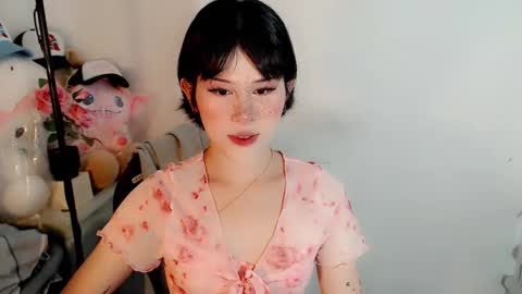 PrettyElla online show from October 5, 8:41 am